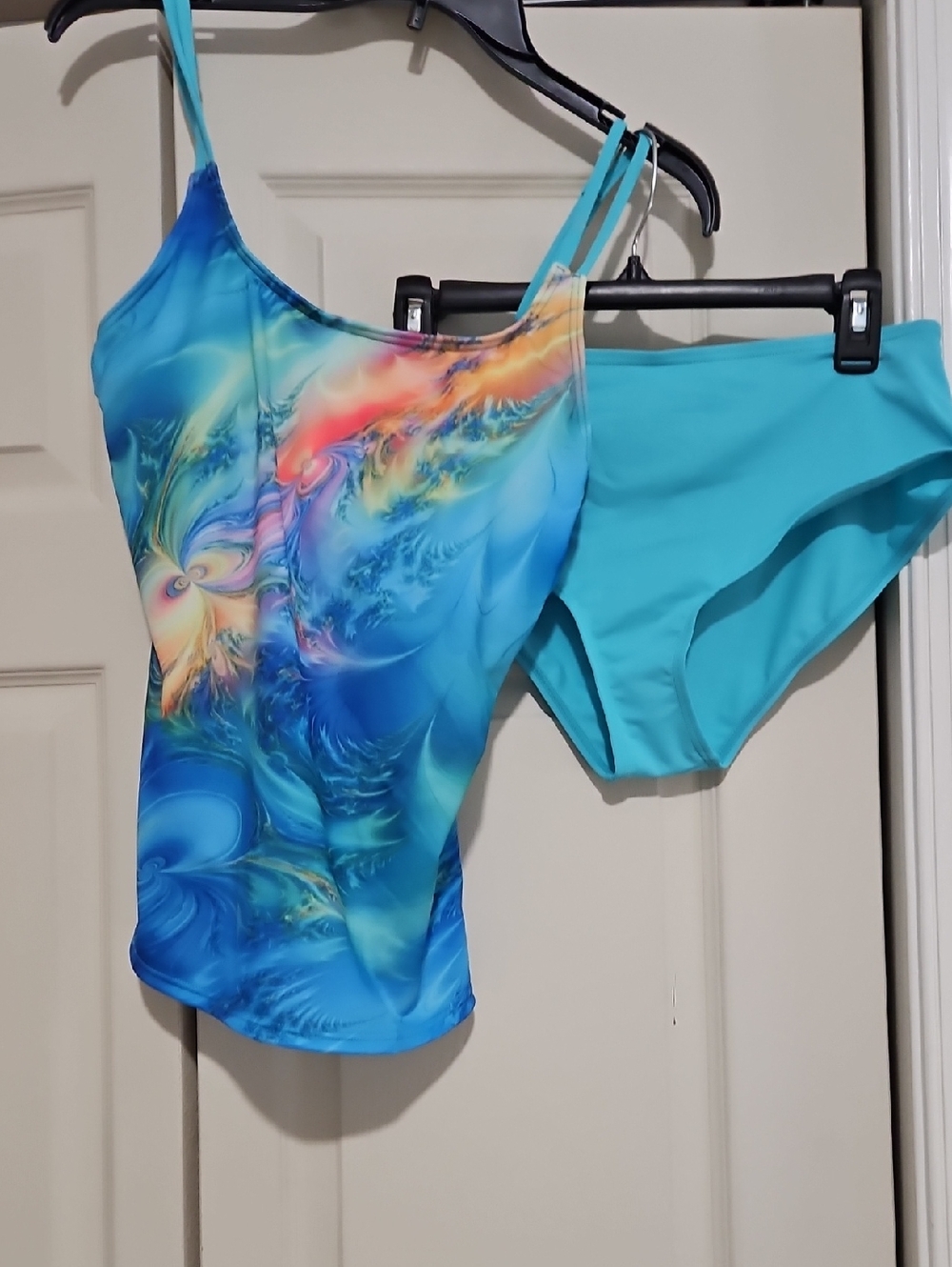 Women’s Blue Multi-Color Tankini Set - Vibrant Swirl Print